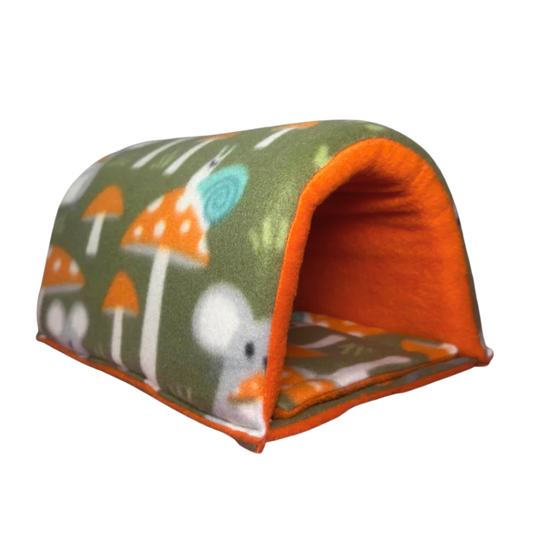 Mushroom Mouse Tunnel
